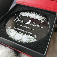 Personalized Wedding Ornament 2025: Elegant Glass Keepsake