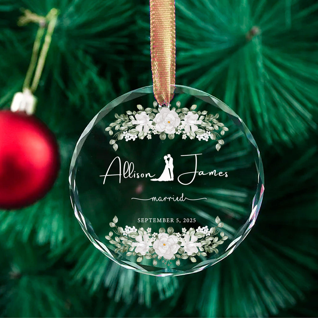 Personalized Wedding Ornament 2025: Elegant Glass Keepsake