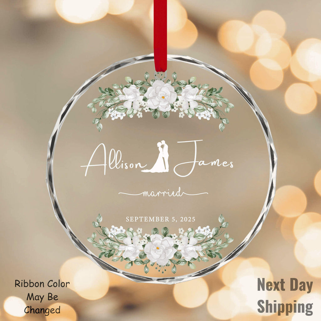 Personalized Wedding Ornament 2025: Elegant Glass Keepsake